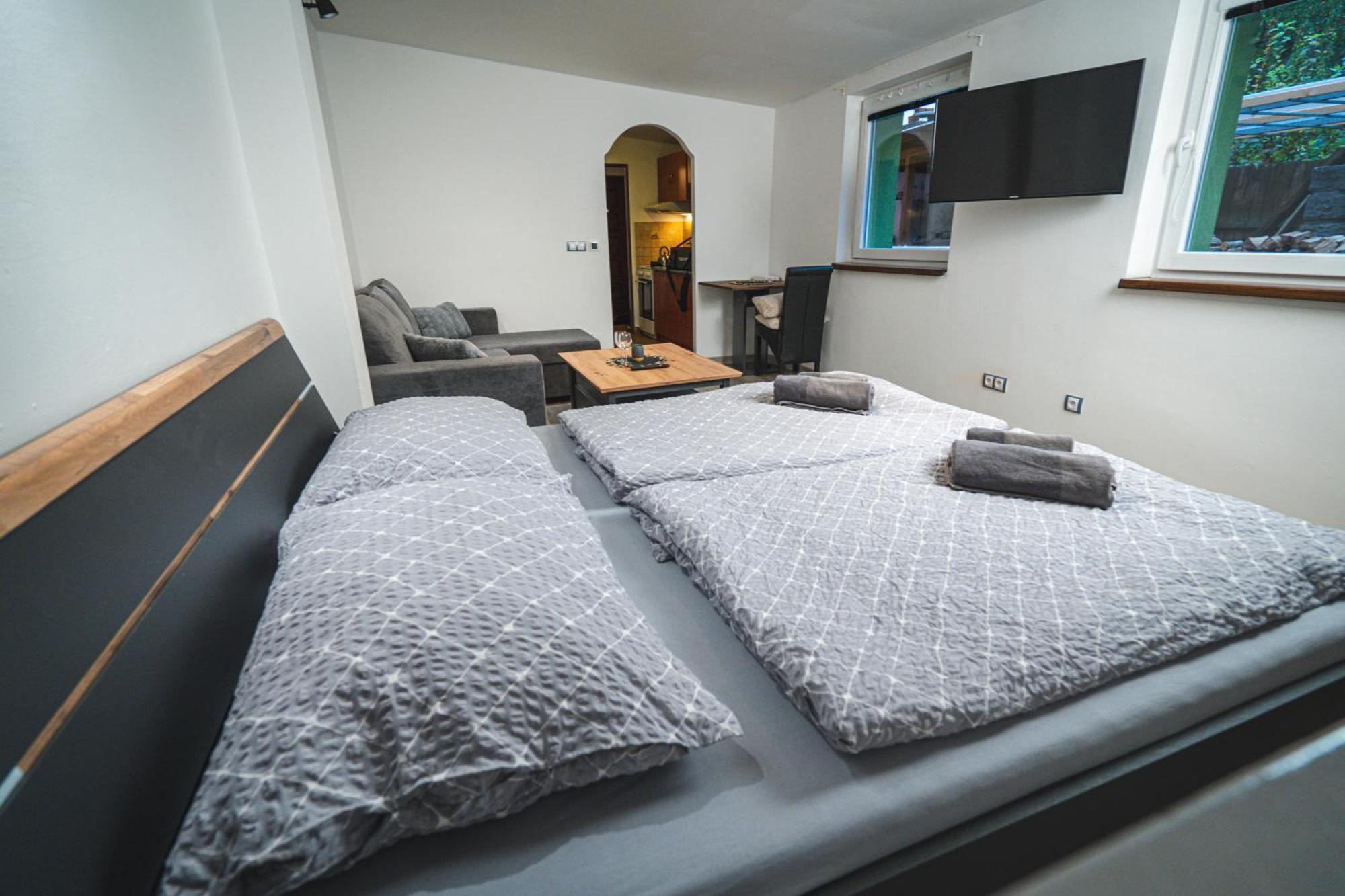 Apartmany V Podzamci Náchod Kültér fotó